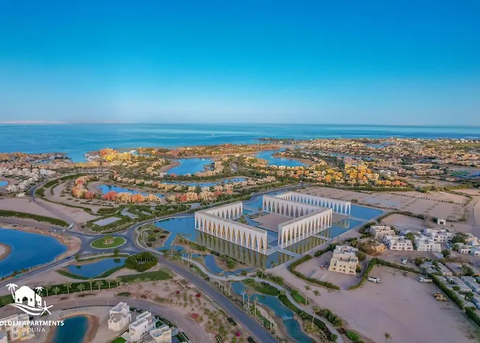 Elegant With A Star-shaped Swimming Pool In West Golf El Gouna & Lagoon * الغردقة