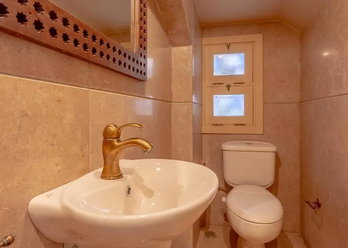 Elegant With A Star-shaped Swimming Pool In West Golf El Gouna & Lagoon