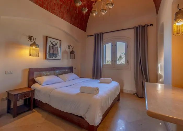 فيلة Elegant With A Star-shaped Swimming Pool In West Golf El Gouna & Lagoon