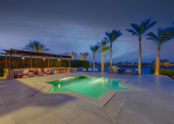 Elegant With A Star-shaped Swimming Pool In West Golf El Gouna & Lagoon * الغردقة