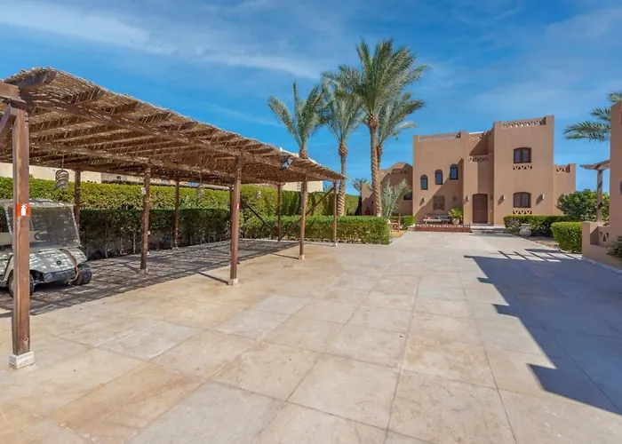 فيلة Elegant With A Star-shaped Swimming Pool In West Golf El Gouna & Lagoon الغردقة