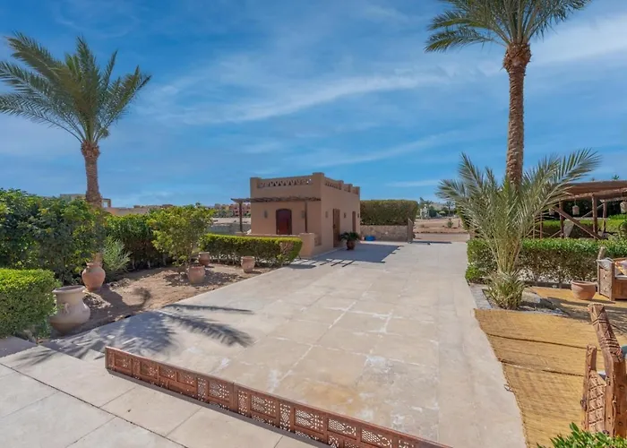 فيلة Elegant With A Star-shaped Swimming Pool In West Golf El Gouna & Lagoon *