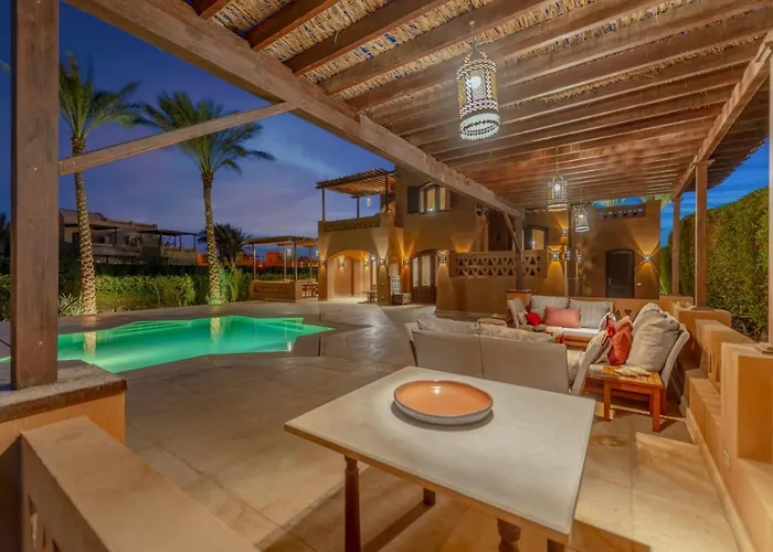 Elegant With A Star-shaped Swimming Pool In West Golf El Gouna & Lagoon *