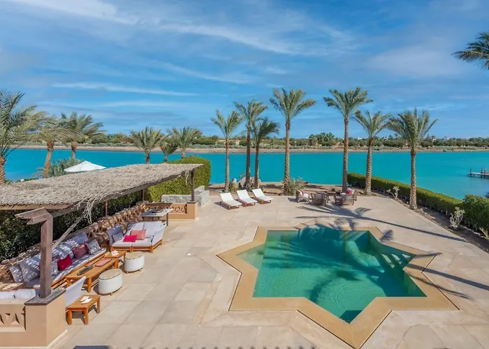 فيلة Elegant With A Star-shaped Swimming Pool In West Golf El Gouna & Lagoon *
